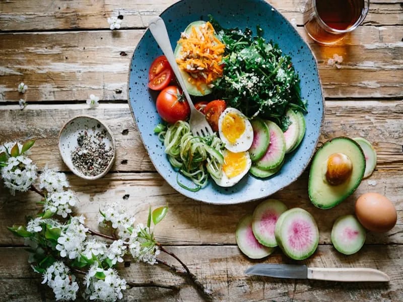 Senior Nutrition Handbook: The Complete Guide to Eating Well After 60