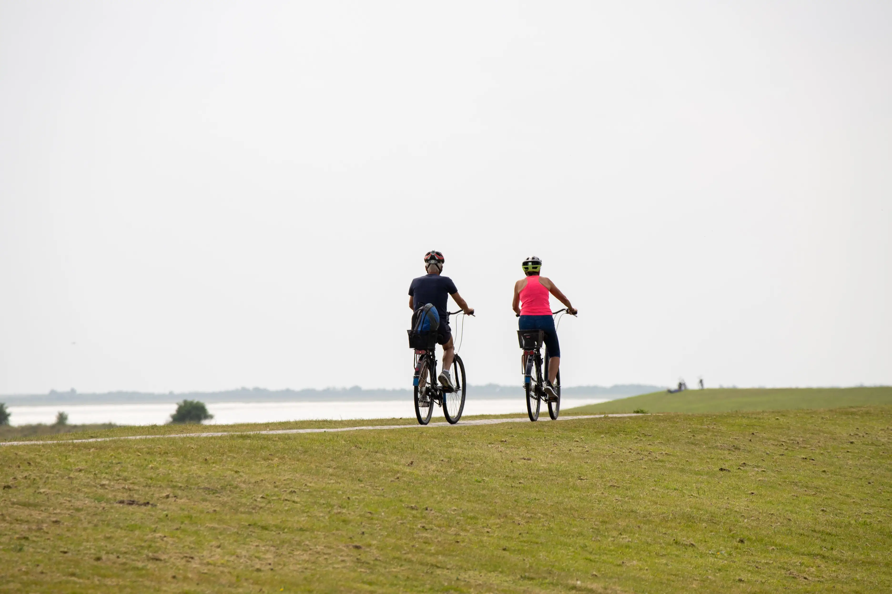 Cycling for Seniors: Benefits, Safety Tips, Bikes & How to Get Started After 50 thumbnail