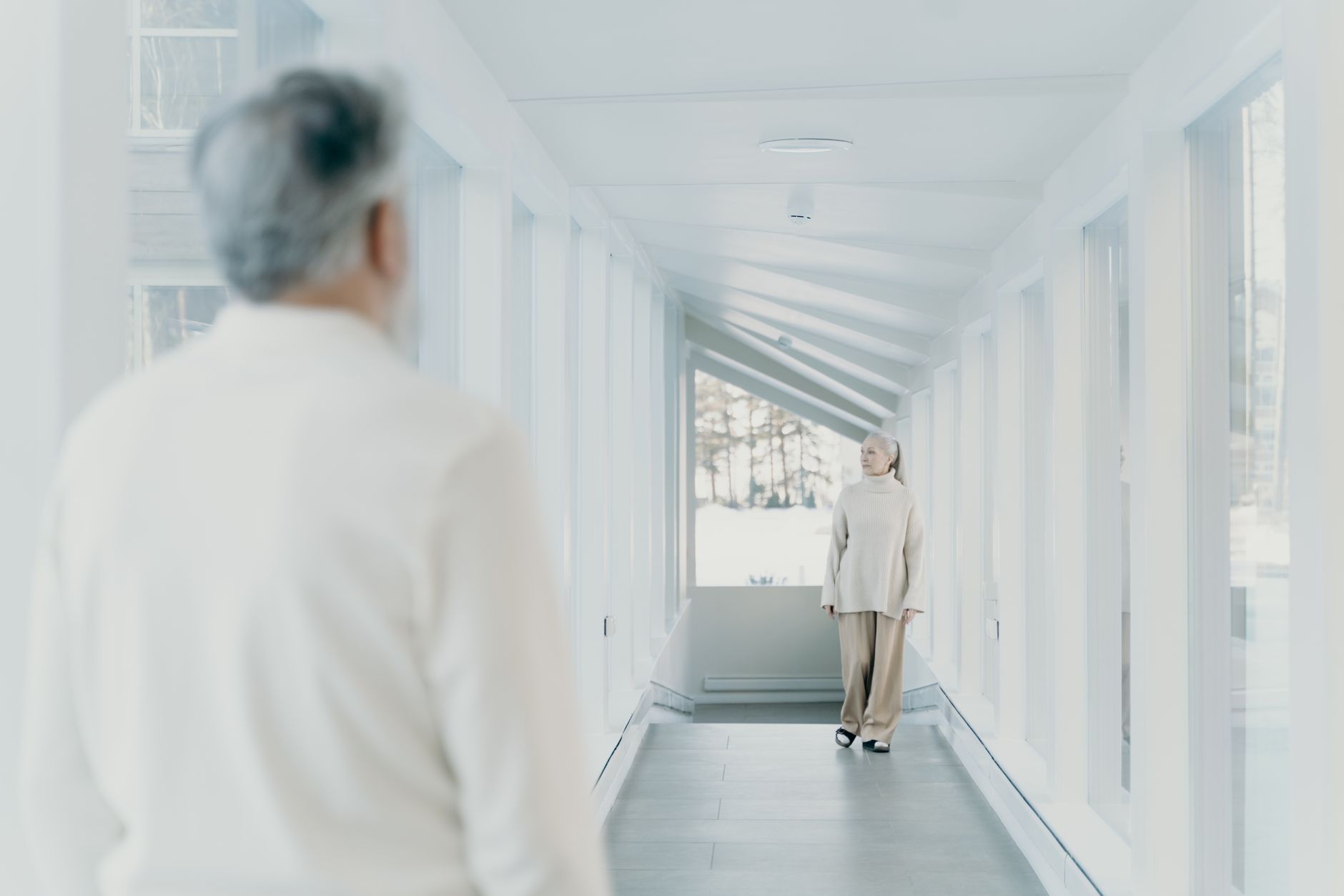 How to Age Gracefully: 8 Mindset Habits for Thriving in 2026