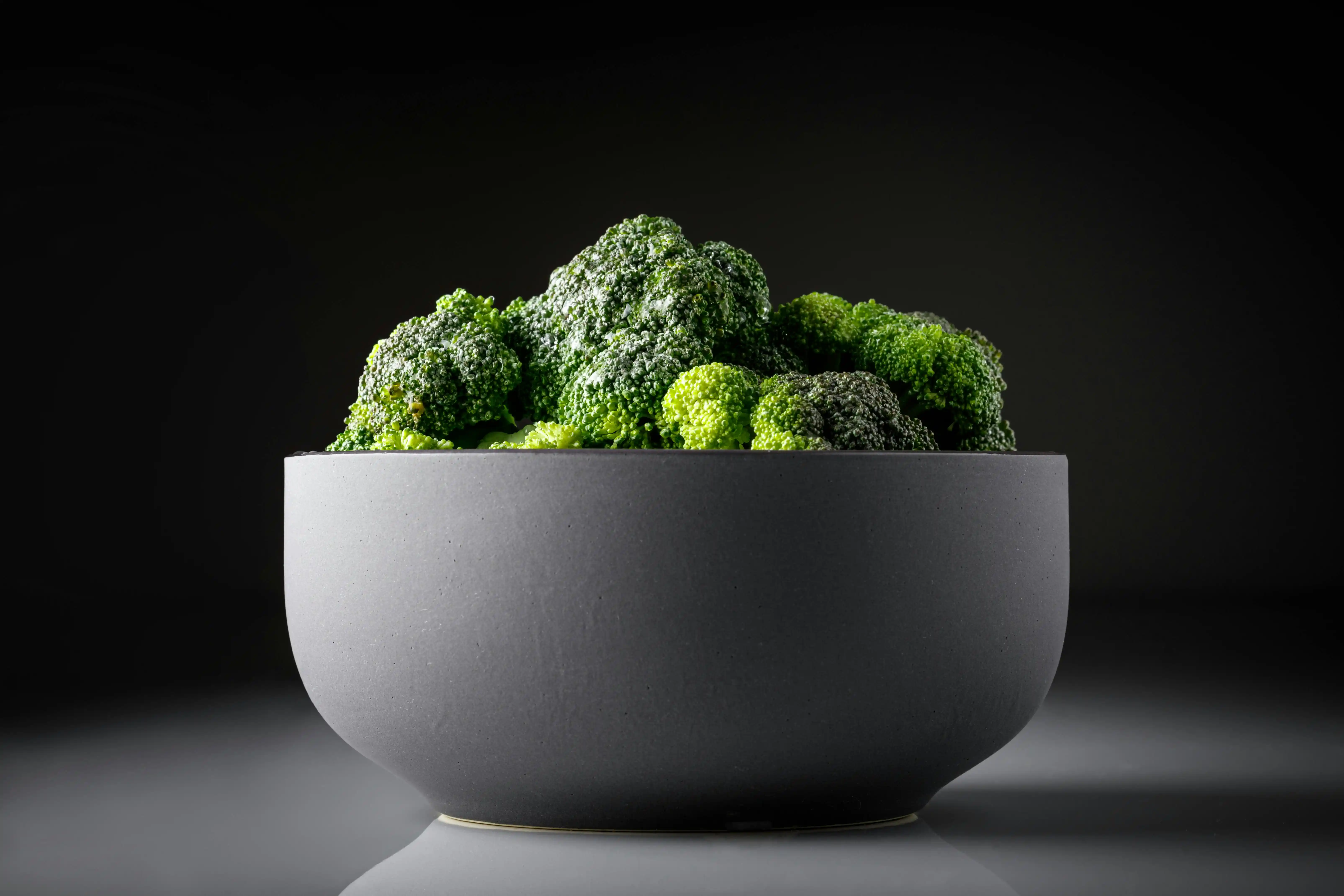 12 Nitric Oxide Foods That Improve Blood Flow After 60 - health article image