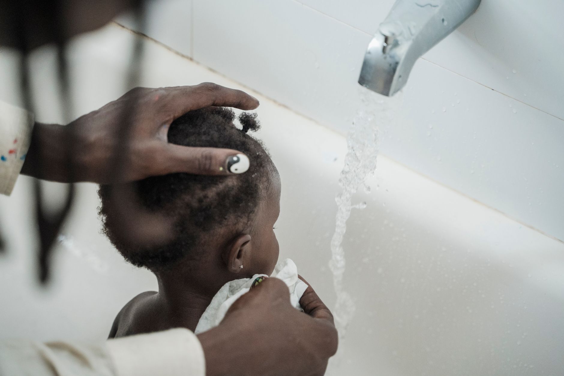 What If My Parent Refuses to Bathe?