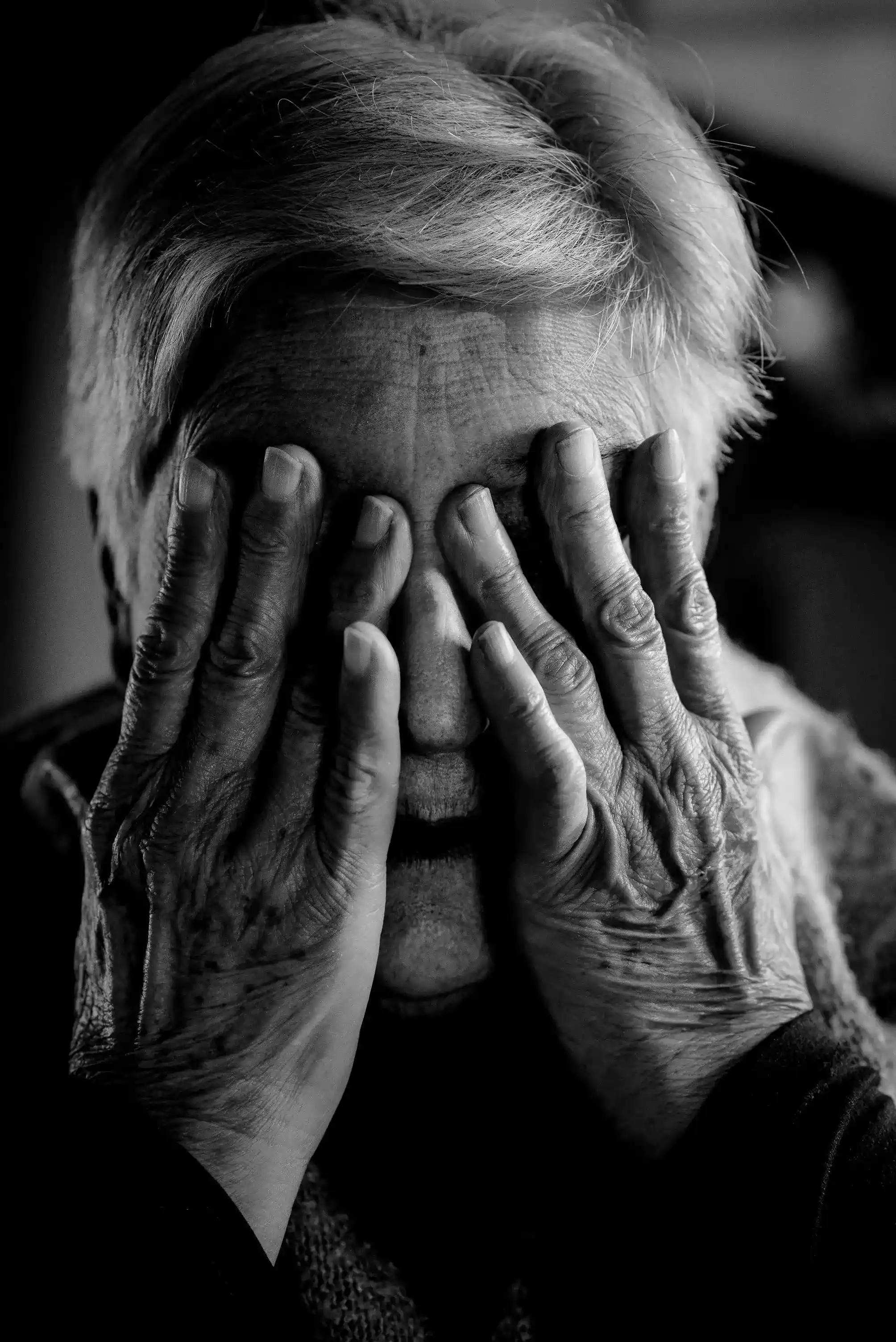 Why Do Seniors Feel Dizzy When Standing Up? Causes, Risks & Solutions thumbnail