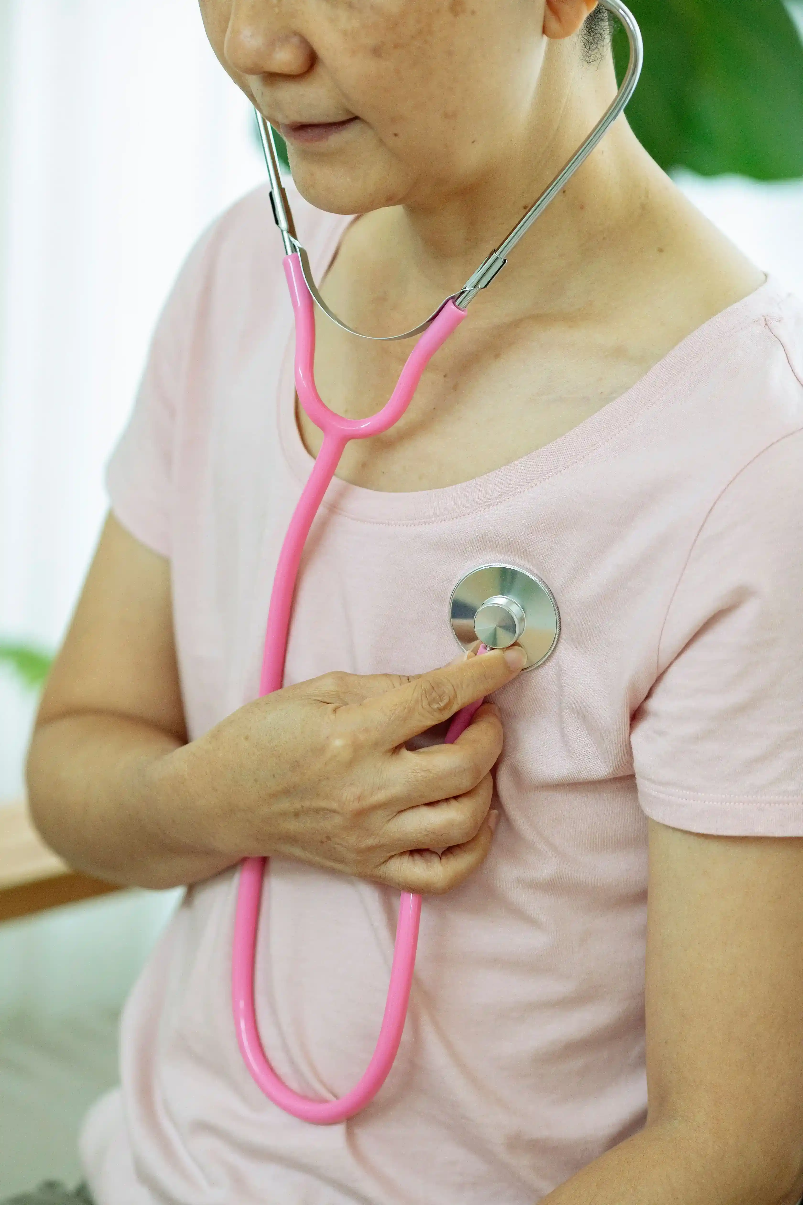 Signs of Heart Problems in Elderly: Warning Signs, Symptoms, and When to Seek Care