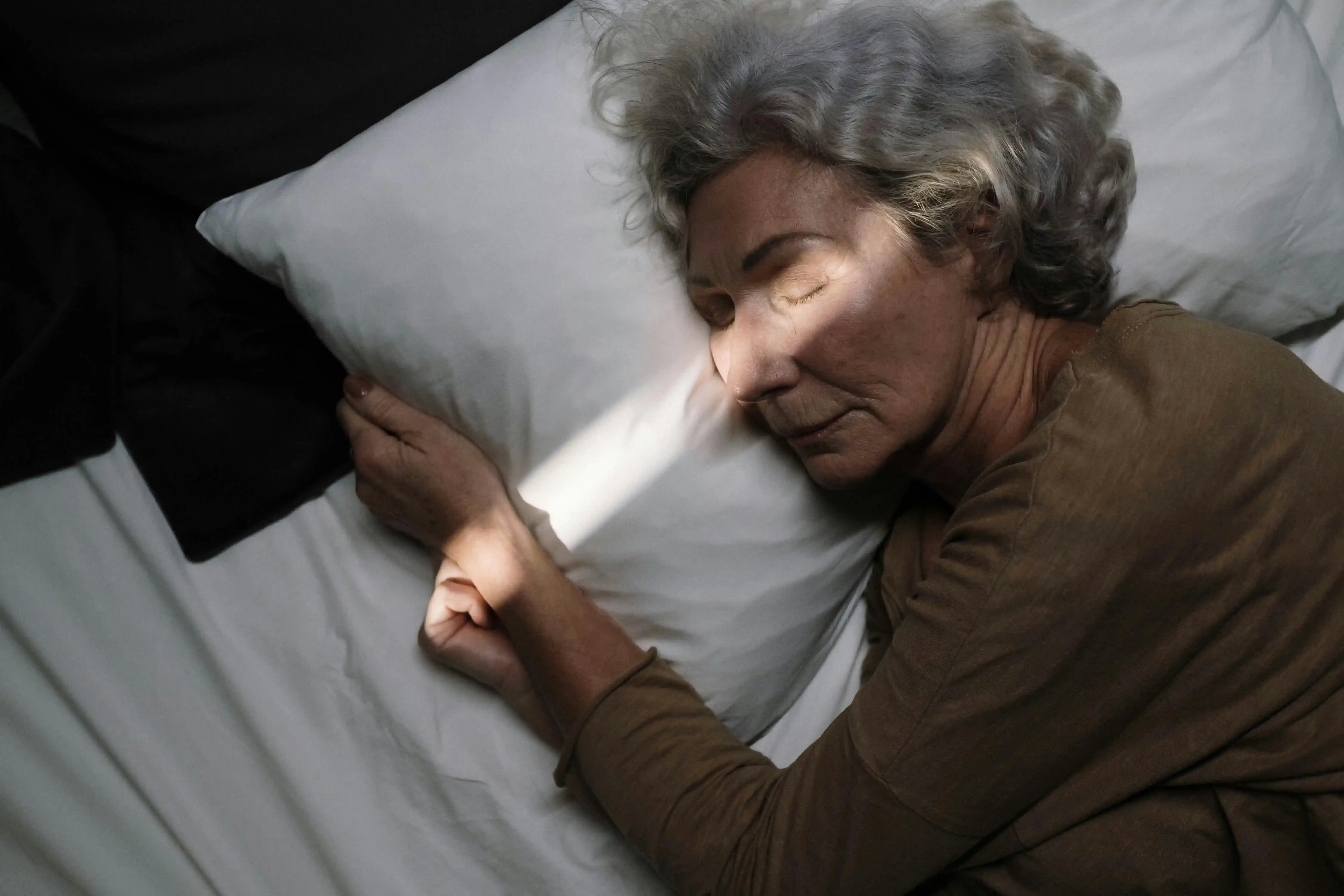 Sleep Hygiene Checklist for Seniors: The Complete Guide to Better Sleep thumbnail
